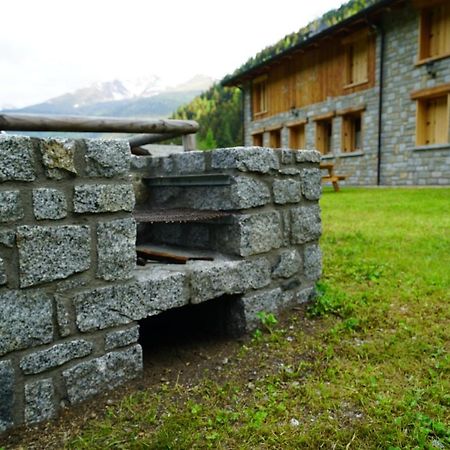 Chalet Resort Sozzine Ponte Di Legno Exterior photo